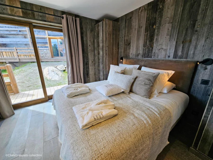 Chalet Akasha Chalets Secrets Collection